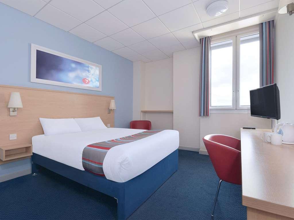 Travelodge Liverpool Docks חדר תמונה