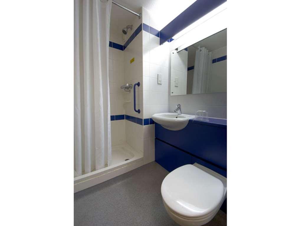 Travelodge Liverpool Docks חדר תמונה